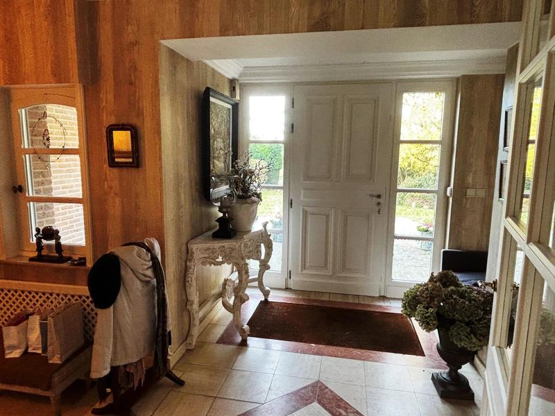 Maison - 275 m² - 12 pièces