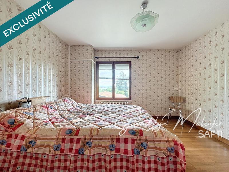 Maison - 277 m² - 11 pièces