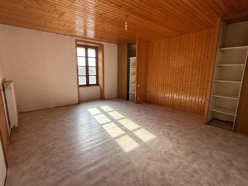 Maison - 223 m² - 10 pièces