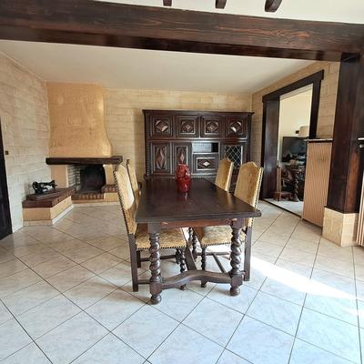 Maison - 96 m² - 5 pièces