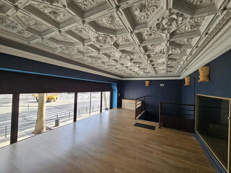 Local commercial - 166 m² - 3 pièces