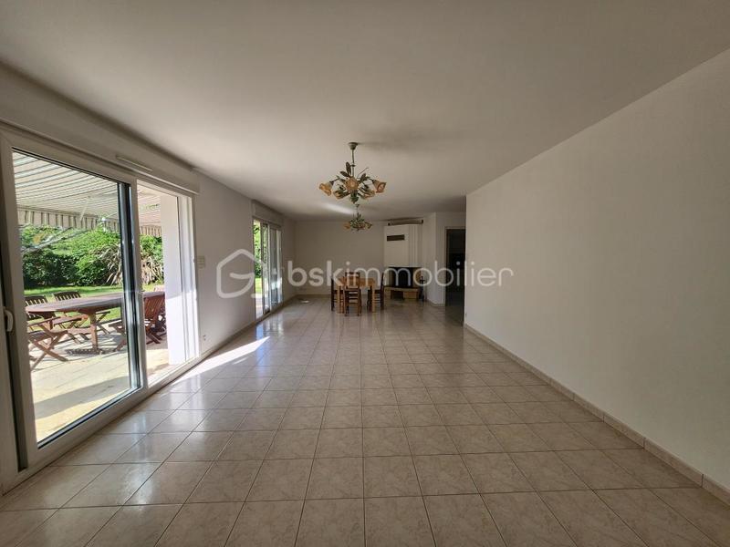 Maison traditionnelle - 155 m² - 7 pièces