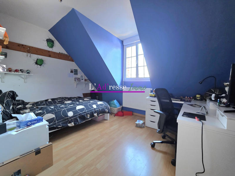 Maison - 200 m² - 7 pièces