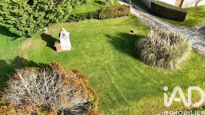 Maison - 165 m² - 8 pièces