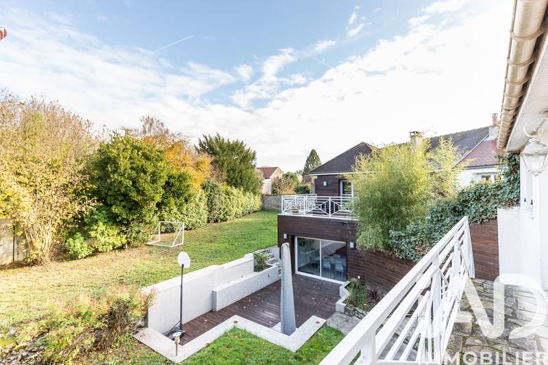 Maison - 145 m² - 7 pièces