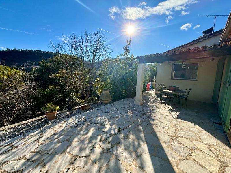 Maison - 102 m² - 4 pièces