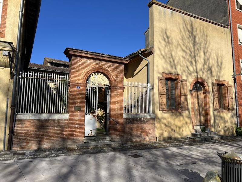 Immeuble - 285 m² - 17 pièces