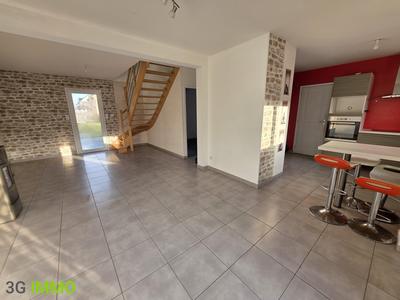 Maison - 97 m² - 5 pièces