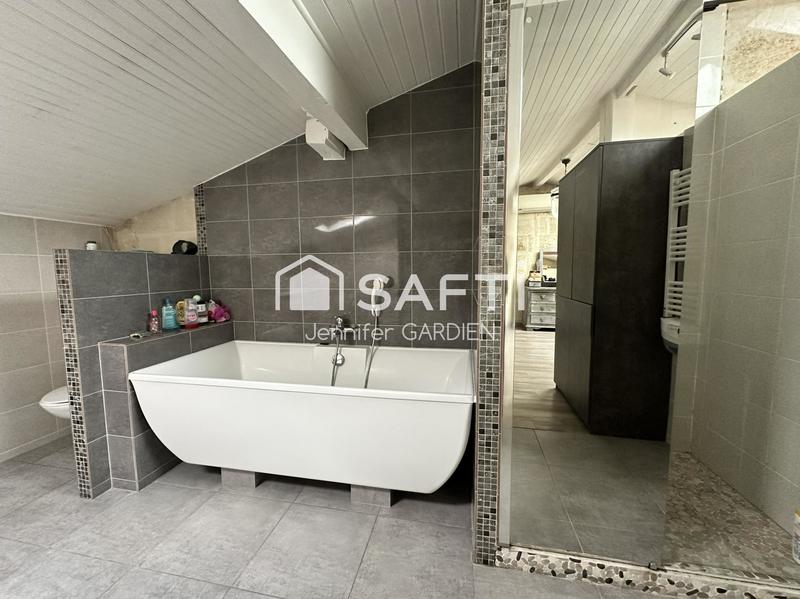 Maison - 161 m² - 6 pièces