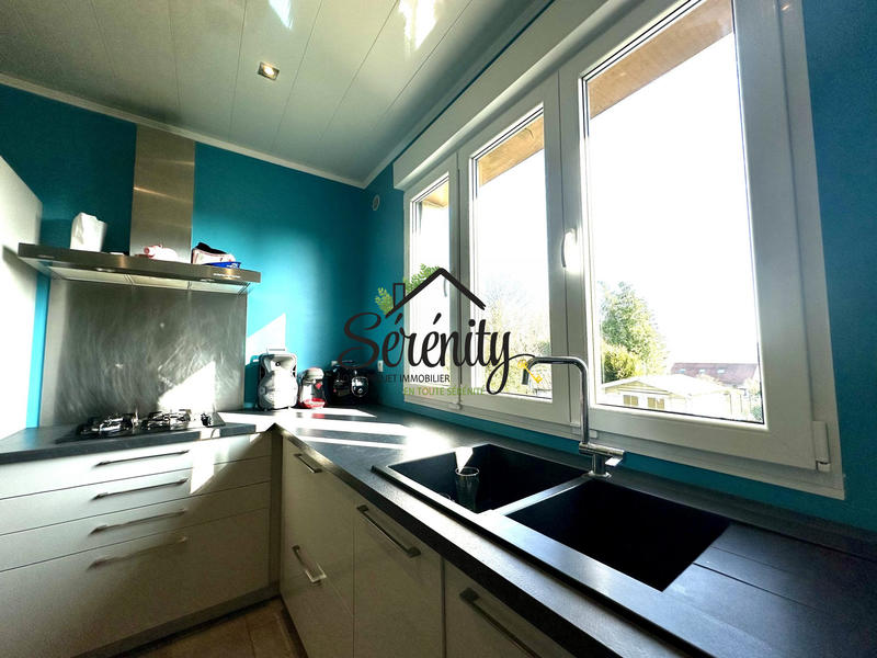 Maison - 90 m² - 5 pièces