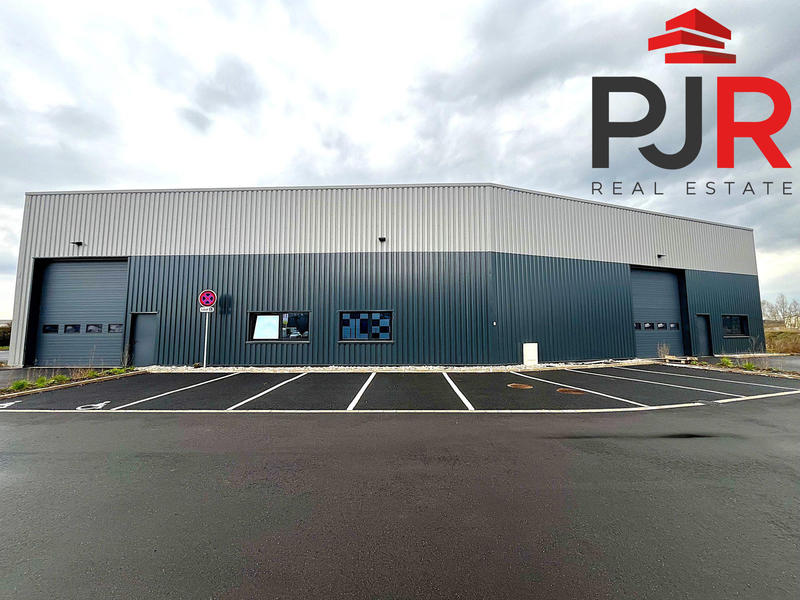 Local d'activités - 980 m²