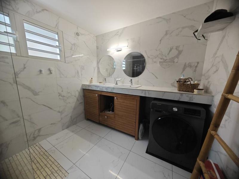 Maison - 167 m² - 5 pièces