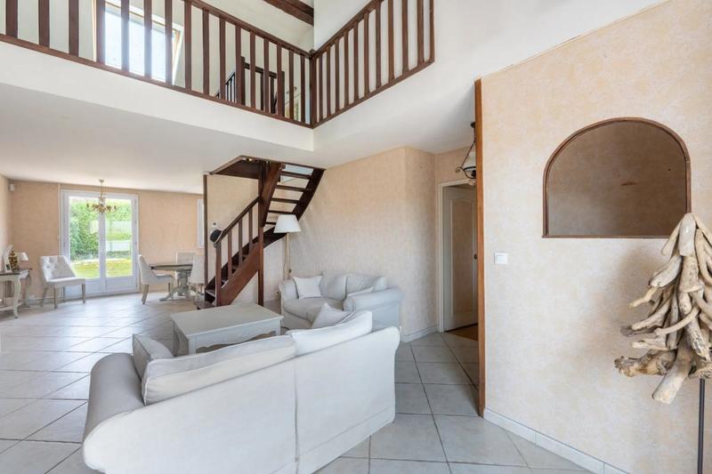 Maison - 140 m² - 7 pièces