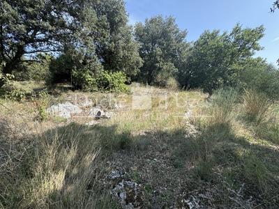 Terrain - 834 m²