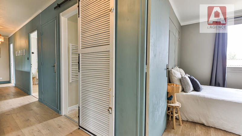 Maison - 175 m² - 7 pièces