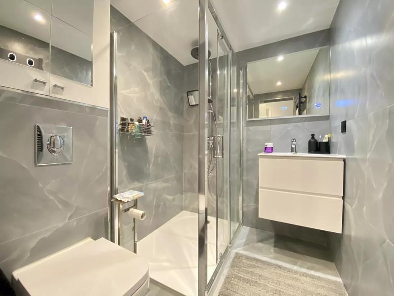 Appartement - 60 m² - 2 pièces