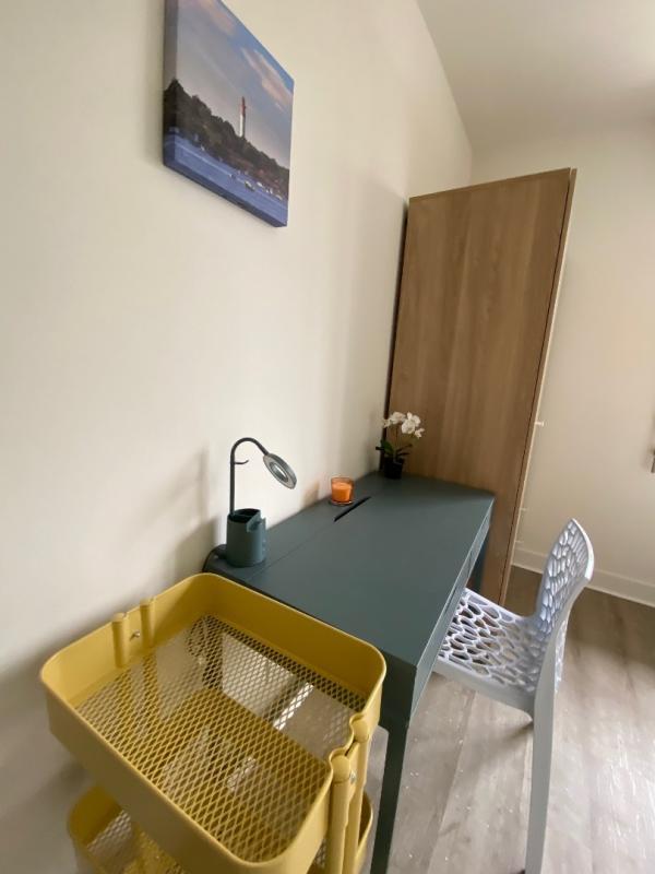 Chambre - 13 m² - 1 pièce