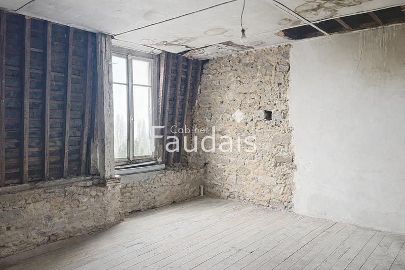 Maison - 243 m² - 8 pièces