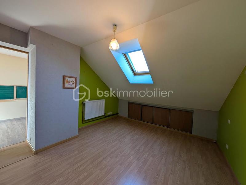 Maison - 180 m² - 7 pièces