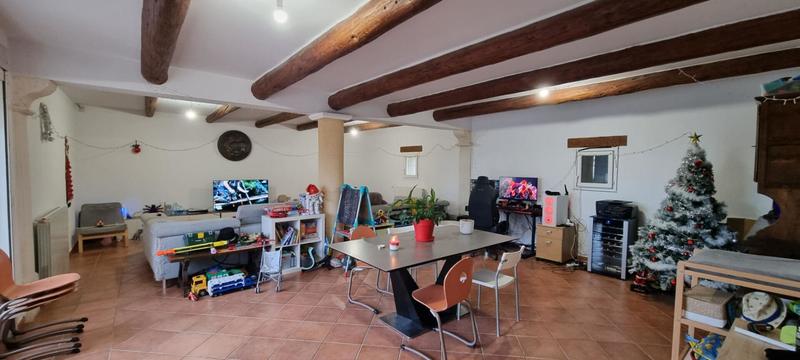 Maison - 210 m² - 9 pièces
