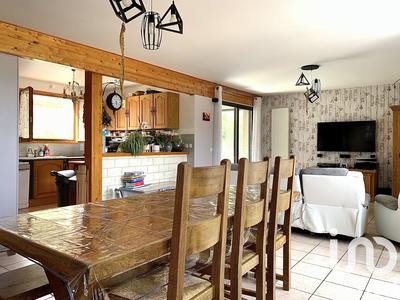 Maison - 169 m² - 8 pièces