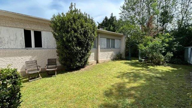 Maison - 100 m² - 6 pièces