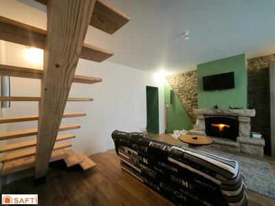 Maison - 161 m² - 8 pièces