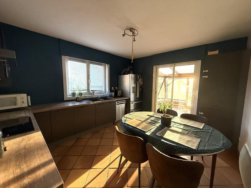 Maison - 200 m² - 6 pièces