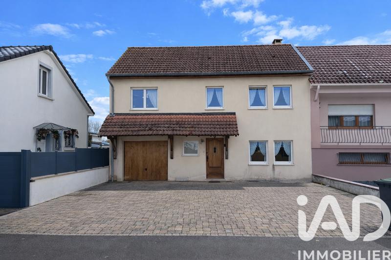 Maison - 141 m² - 5 pièces