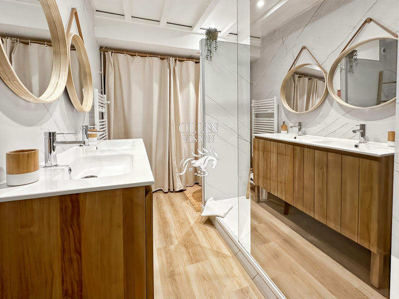 Appartement - 75 m² - 4 pièces