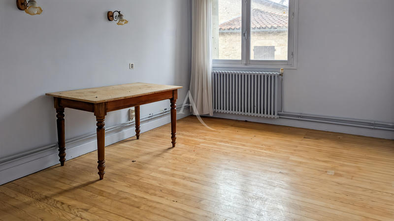 Maison - 380 m² - 15 pièces