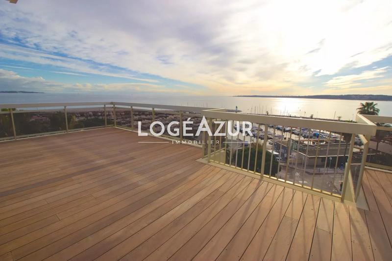 Appartement - 90 m² - 4 pièces