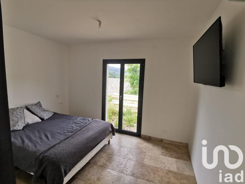 Maison - 212 m² - 6 pièces