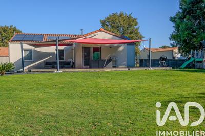 Maison - 121 m² - 6 pièces