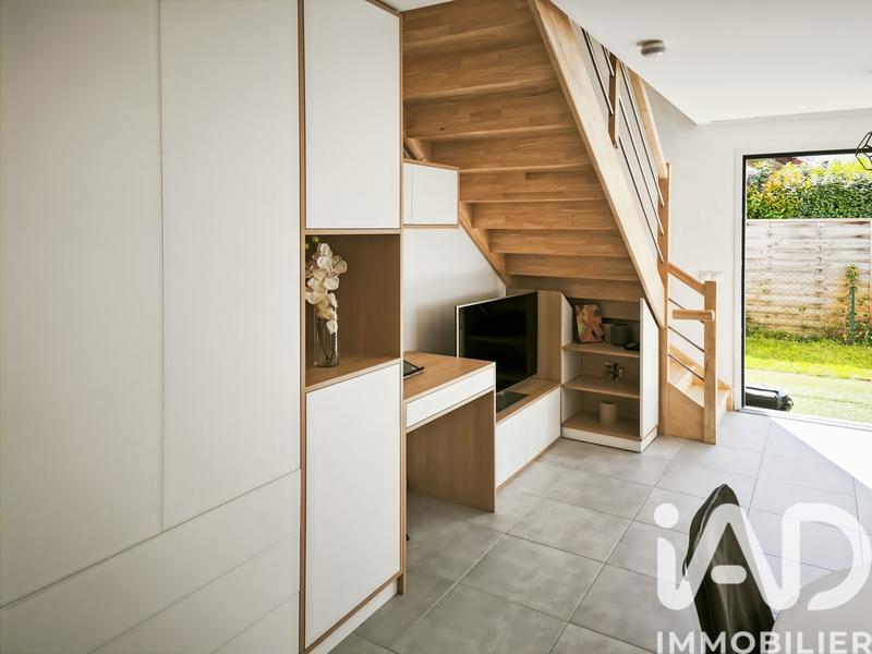 Maison - 98 m² - 4 pièces