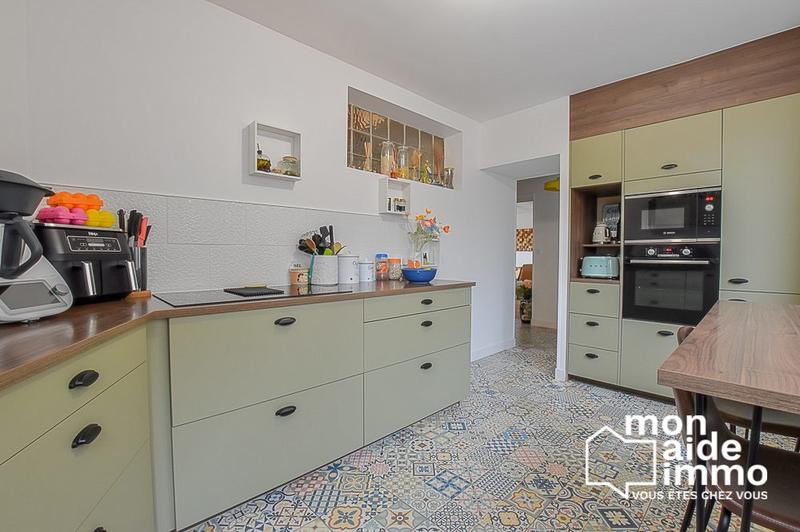 Maison - 189 m² - 6 pièces