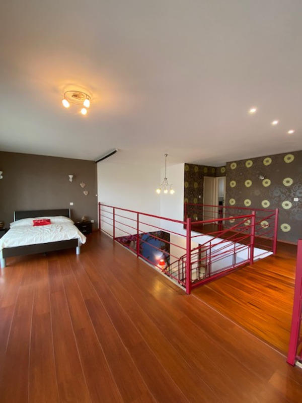 Maison - 175 m² - 6 pièces