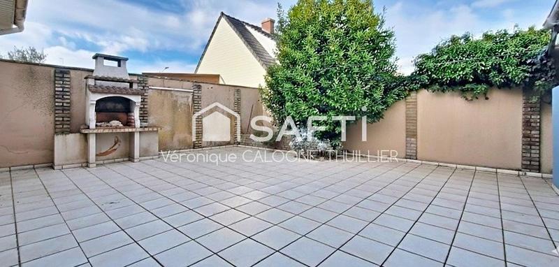 Maison - 93 m² - 4 pièces