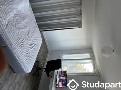 Chambre - 14 m² - 1 pièce