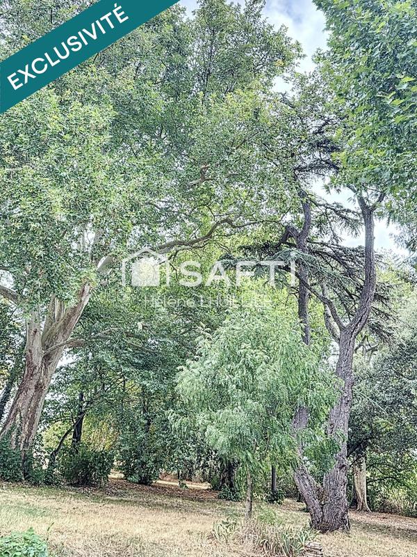 Maison de maîtres - 464 m² - 11 pièces