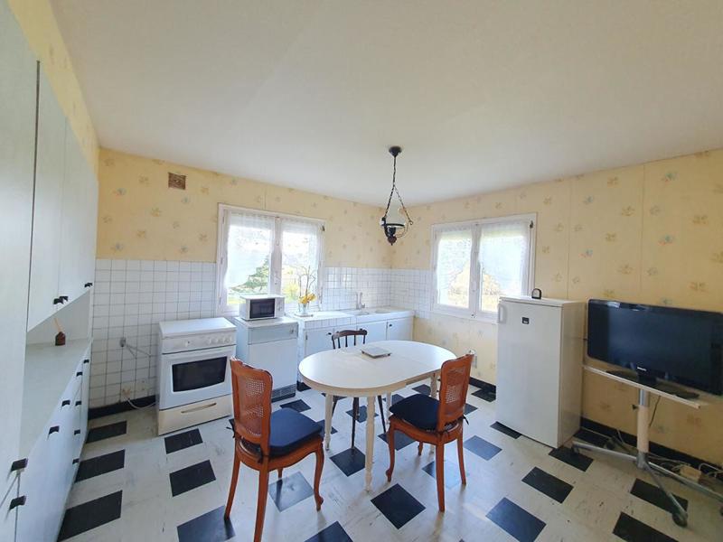 Maison - 85 m² - 4 pièces