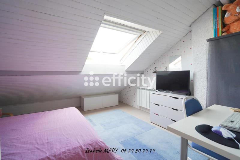 Maison - 136 m² - 5 pièces