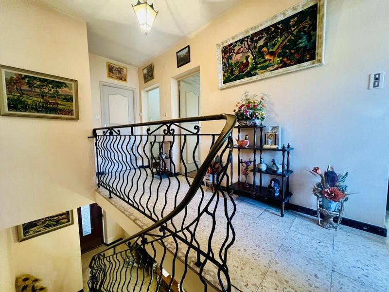 Maison - 115 m² - 10 pièces