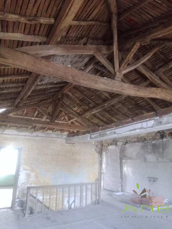 Maison ancienne - 270 m² - 1 pièce