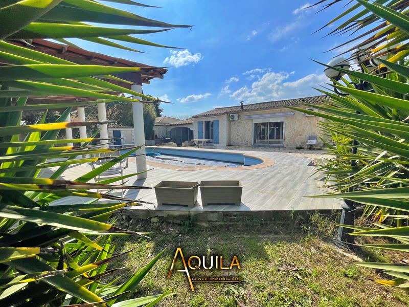 Villa - 200 m² - 6 pièces