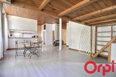 Appartement - 82 m² - 3 pièces