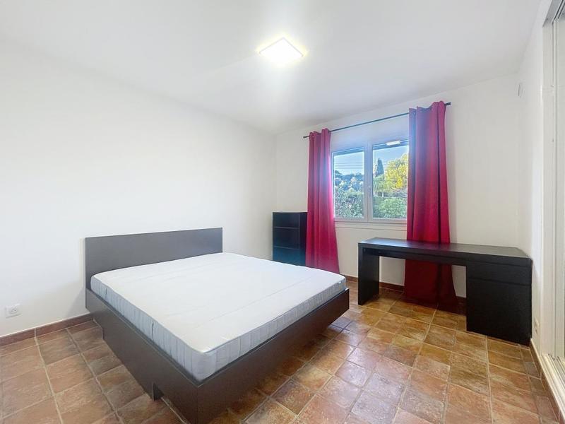 Appartement - 98 m² - 4 pièces