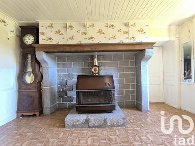 Maison - 90 m² - 8 pièces