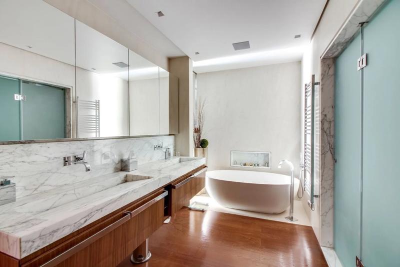 Hôtel particulier - 425 m² - 7 pièces