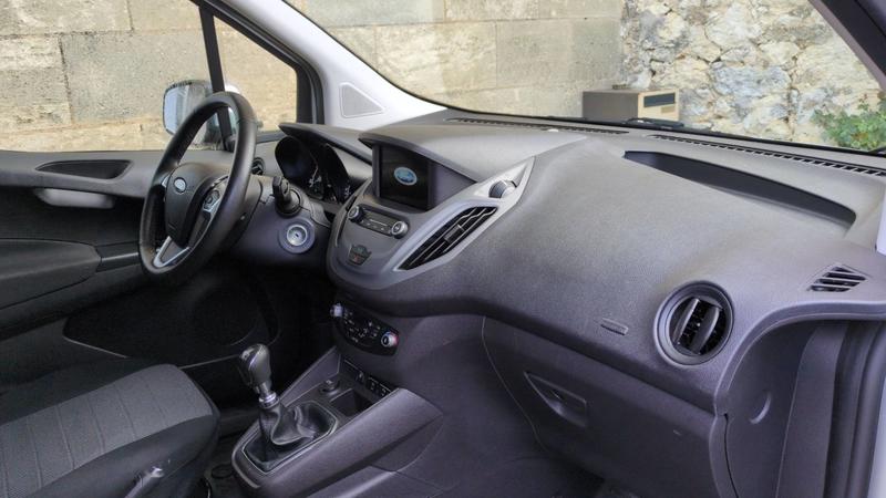 Ford transit courier 1.0 EcoBoost 100 Limited